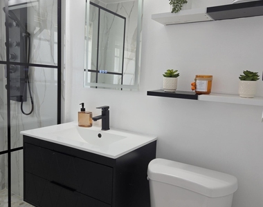 2131 Calais Drive - Photo Thumbnail 16