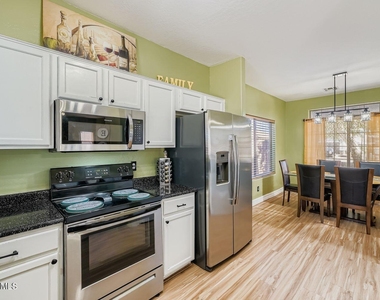 14626 N 132nd Avenue - Photo Thumbnail 5