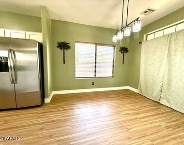 14626 N 132nd Avenue - Photo Thumbnail 8