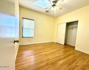 14626 N 132nd Avenue - Photo Thumbnail 16