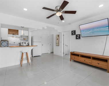 343 Van Buren Street - Photo Thumbnail 3