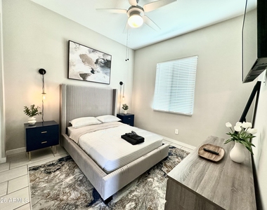 8024 W State Avenue - Photo Thumbnail 5