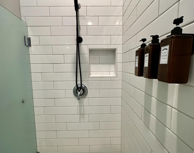 8024 W State Avenue - Photo Thumbnail 40
