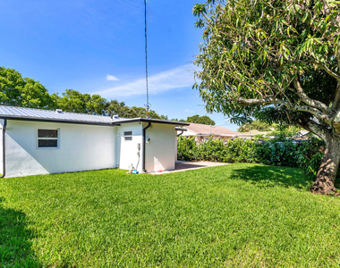411 Summa Street - Photo Thumbnail 8