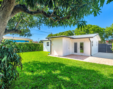 411 Summa Street - Photo Thumbnail 9