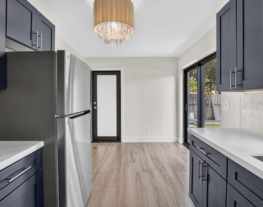 4329 Sw 49th Court - Photo Thumbnail 8