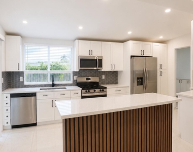 345 Pinehurst Road - Photo Thumbnail 3