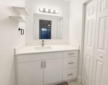 22274 Pineapple Walk Drive - Photo Thumbnail 9