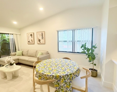 22274 Pineapple Walk Drive - Photo Thumbnail 2