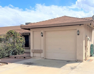 3029 W Tonopah Drive - Photo Thumbnail 1