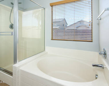 44317 W Rhinestone Road - Photo Thumbnail 15