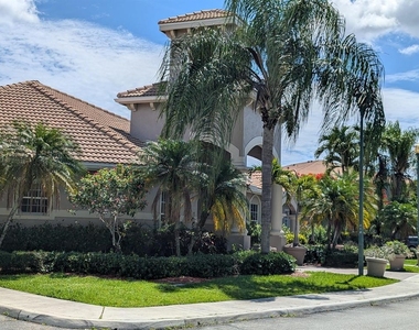 5011 Wiles Road - Photo Thumbnail 27