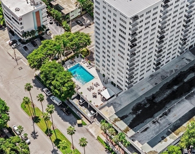 340 Sunset Drive - Photo Thumbnail 35