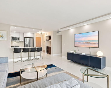 340 Sunset Drive - Photo Thumbnail 10