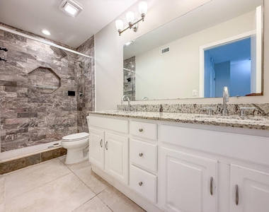 1719 N Congress Avenue - Photo Thumbnail 19