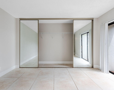 1719 N Congress Avenue - Photo Thumbnail 27