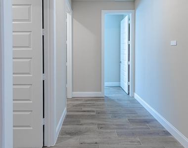 9002 Dahlia Circle - Photo Thumbnail 20