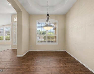 1466 E Spur Avenue - Photo Thumbnail 10