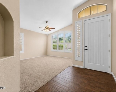 1466 E Spur Avenue - Photo Thumbnail 5