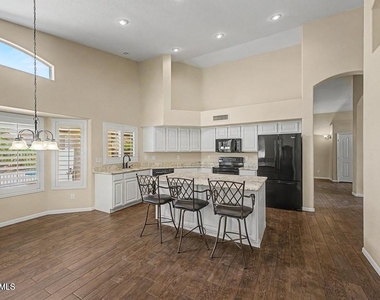 1466 E Spur Avenue - Photo Thumbnail 20