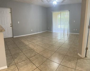 5620 Nw 61st Street - Photo Thumbnail 7