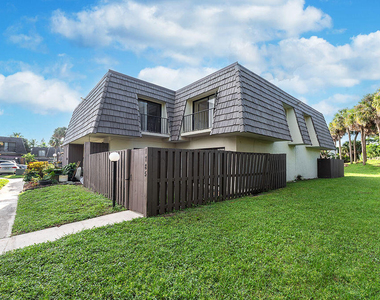 1785 N Congress Avenue - Photo Thumbnail 1