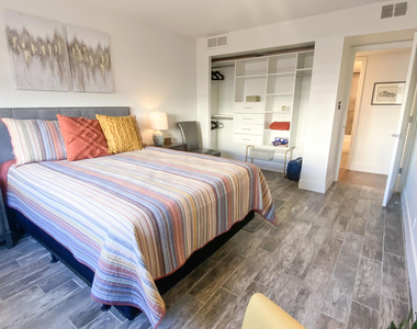 7830 E Camelback Road - Photo Thumbnail 43
