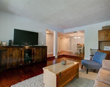 3740 Inverrary Drive - Photo Thumbnail 2