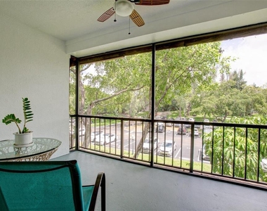 3740 Inverrary Drive - Photo Thumbnail 14