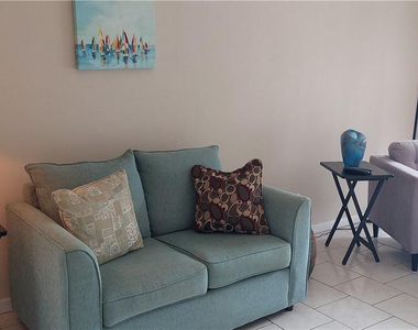 232 Hibiscus Avenue - Photo Thumbnail 6