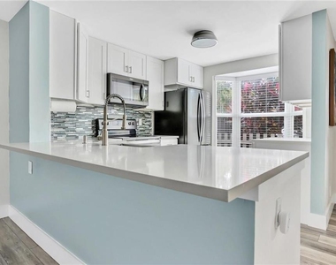 1861 Ne 15th Avenue - Photo Thumbnail 24