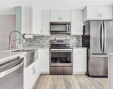 1861 Ne 15th Avenue - Photo Thumbnail 22