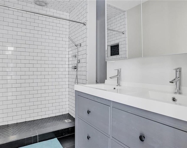 1861 Ne 15th Avenue - Photo Thumbnail 12