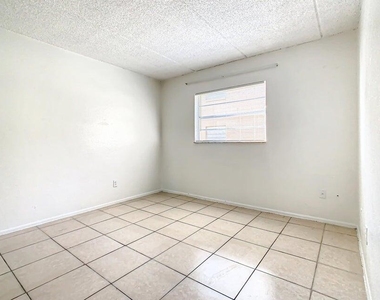 714 Michigan Court - Photo Thumbnail 12