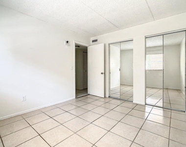 714 Michigan Court - Photo Thumbnail 10