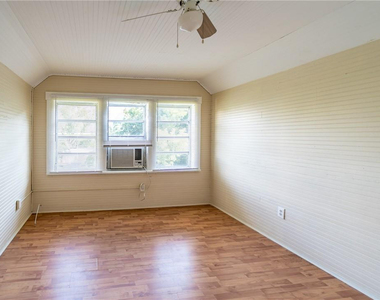 541 Ne 2nd Avenue - Photo Thumbnail 7