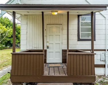 541 Ne 2nd Avenue - Photo Thumbnail 11
