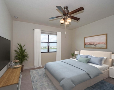 10032 W Villa Circle - Photo Thumbnail 9