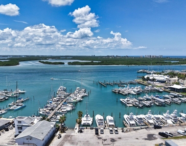 3 Harbour Isle Drive E - Photo Thumbnail 10