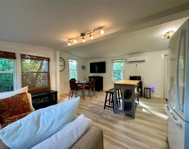 737 Sw 14th Avenue - Photo Thumbnail 5