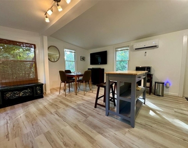 737 Sw 14th Avenue - Photo Thumbnail 8