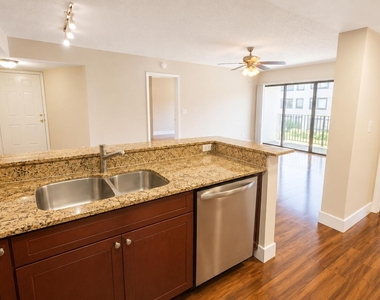 9244 W Atlantic Boulevard - Photo Thumbnail 7