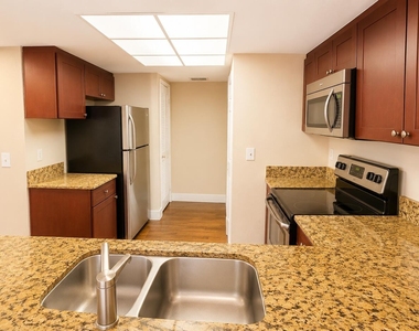 9244 W Atlantic Boulevard - Photo Thumbnail 3