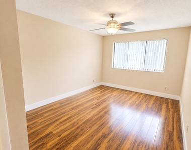 9244 W Atlantic Boulevard - Photo Thumbnail 12