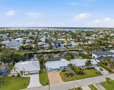 1603 Sw Seagull Way - Photo Thumbnail 31