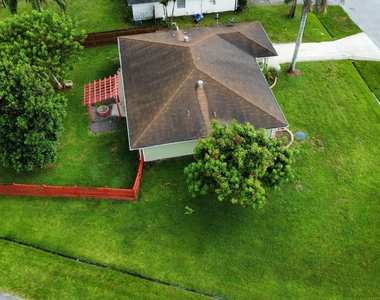 1901 Sw Dorado Lane - Photo Thumbnail 17