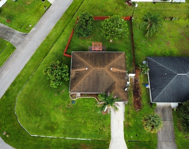 1901 Sw Dorado Lane - Photo Thumbnail 20