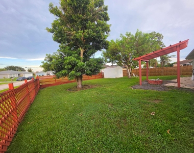 1901 Sw Dorado Lane - Photo Thumbnail 15