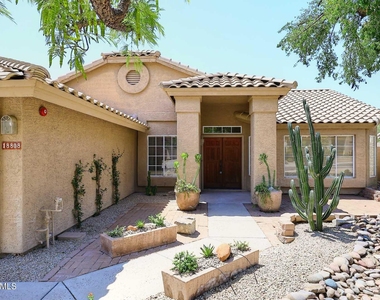 18808 N 92nd Way - Photo Thumbnail 8