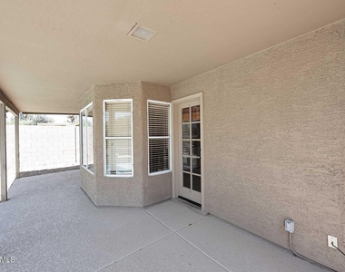 18808 N 92nd Way - Photo Thumbnail 6